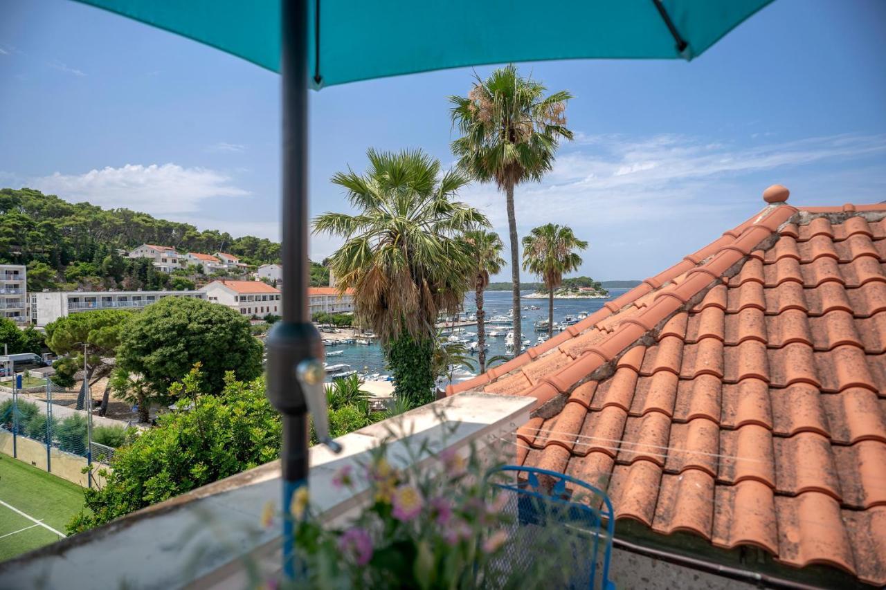 Apartments Villa Domus Marini Hvar Town Exterior photo