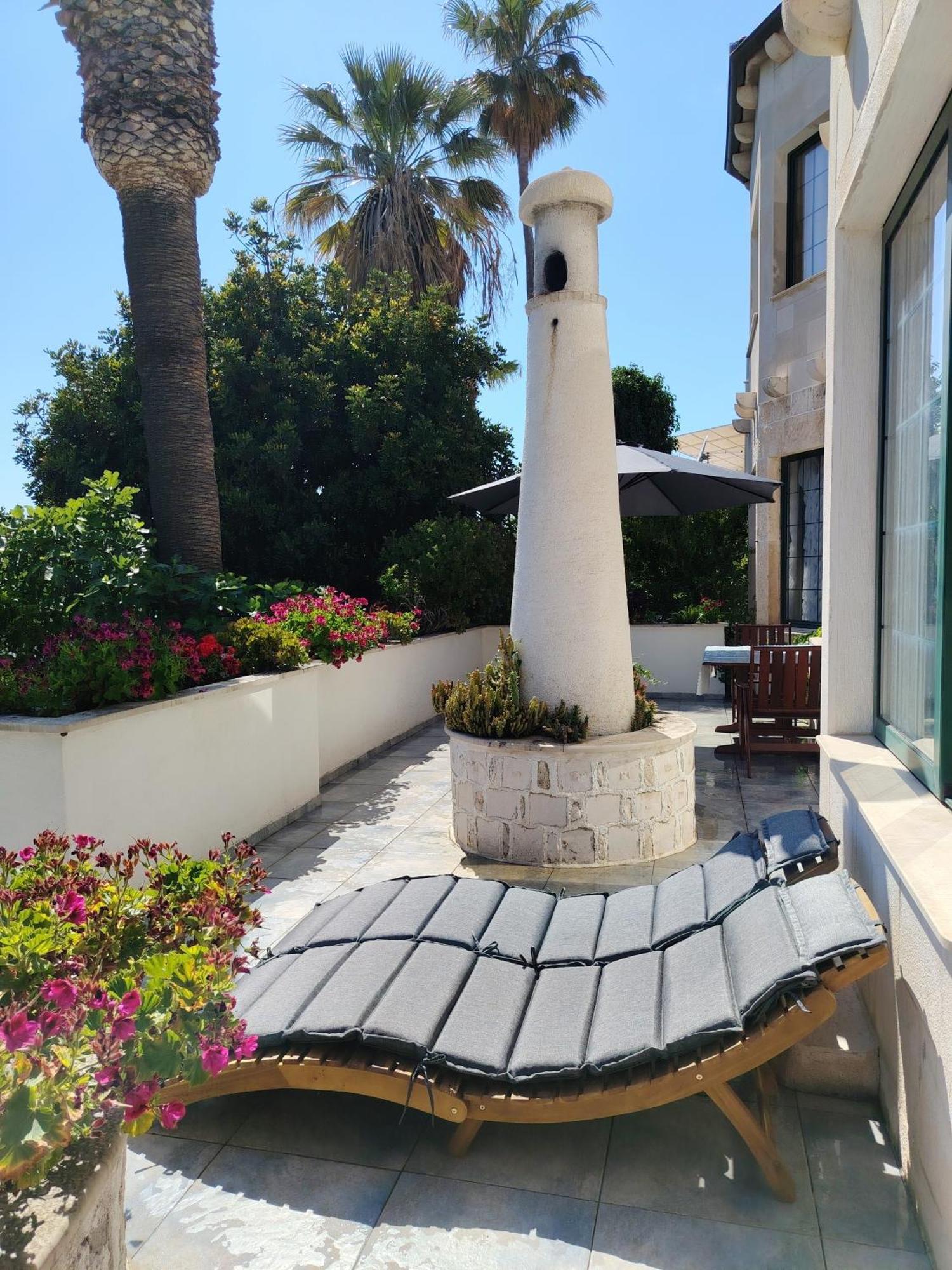Apartments Villa Domus Marini Hvar Town Exterior photo