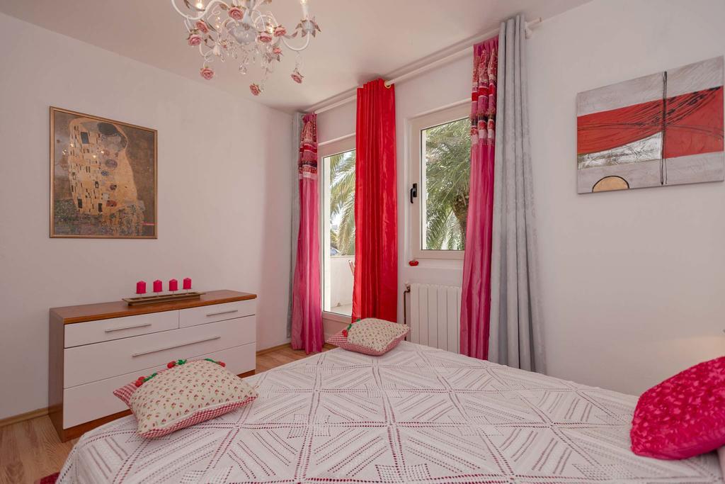 Apartments Villa Domus Marini Hvar Town Exterior photo
