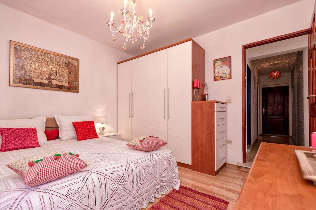 Apartments Villa Domus Marini Hvar Town Exterior photo