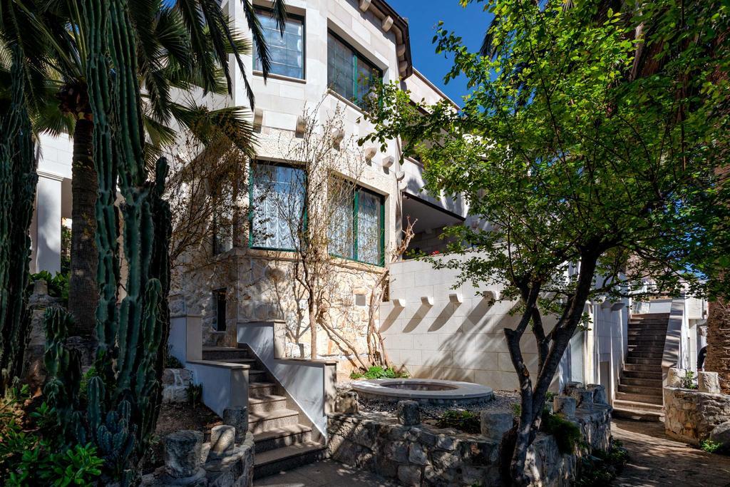 Apartments Villa Domus Marini Hvar Town Exterior photo